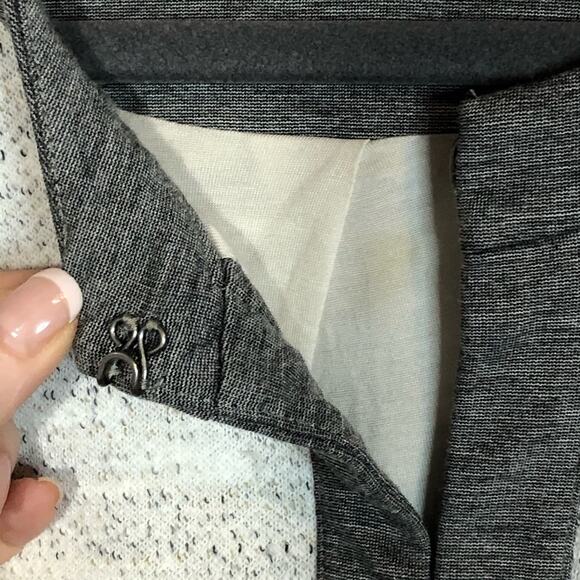 CABI gray & white blocked crop jacket blazer size medium Style 211 - Picture 5 of 8